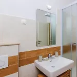 Five-bedroom In * Lovorno