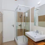 Five-bedroom In Vakantiehuis *